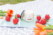 Load image into Gallery viewer, Strawberry Açaí
